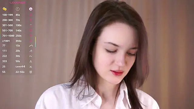 AundreaMarsell online show from 10/18/25, 07:53