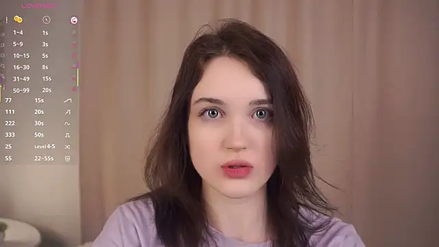 AundreaMarsell online show from 10/28/25, 04:38