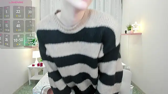 EllaSloan online show from 10/25/25, 06:10