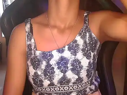 Surbhi Taneja online show from 11/04/25, 06:34