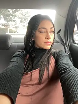 Snapshot of Cara-Hadley chatting on 10/14/25, 12:28 Cara-Hadley online show from 10/14/25, 12:28