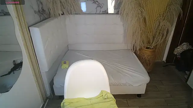  Pamelamilf online show from 12/04/25, 06:49