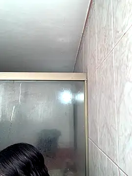 Snapshot of La-Gatiita-trans chatting on 11/04/25, 04:50 La-Gatiita-trans online show from 11/04/25, 04:50