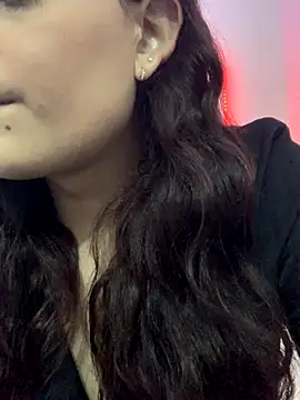 Snapshot of La-Gatiita-trans chatting on 12/02/25, 09:32 La-Gatiita-trans online show from 12/02/25, 09:32