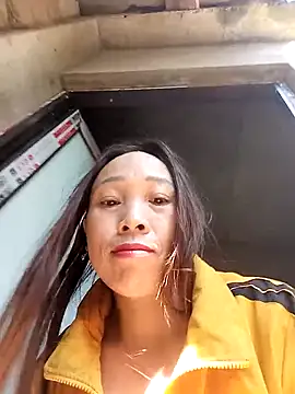 Manni john online show from 11/22/25, 02:32