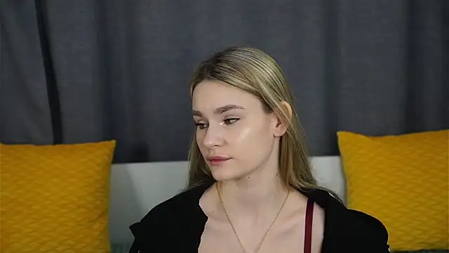 NaomiSweetheart online show from 10/20/25, 07:58