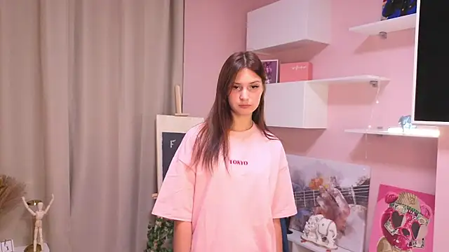 AnneNarain online show from 10/24/25, 03:08