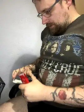 Otis Firefly online show from 11/03/25, 07:15