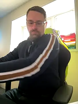 Otis Firefly online show from 11/04/25, 10:58