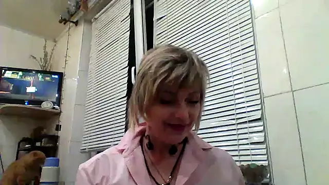 Snapshot of Lia_Ray chatting on 10/14/25, 07:25 Lia Ray online show from 10/14/25, 07:25