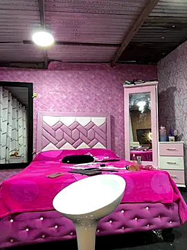 Snapshot of LilithBrithasotf32 chatting on 12/03/25, 10:57 LilithBrithasotf32 online show from 12/03/25, 10:57