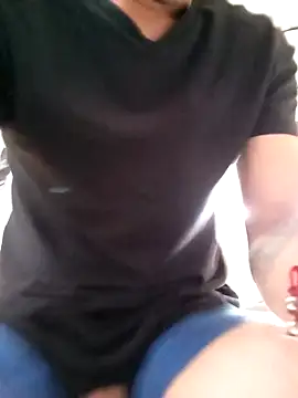 SinGuin23 online show from 10/16/25, 06:31