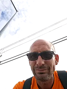 Snapshot of whateveruwanthowever chatting on 11/14/25, 07:23 whateveruwanthowever online show from 11/14/25, 07:23