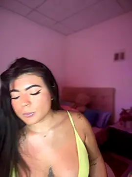 -MACA- online show from 10/22/25, 04:02