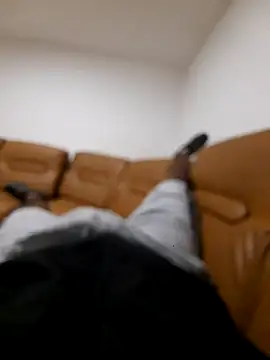 Snapshot of Oscar_blackdick4 chatting on 10/24/25, 07:43 Oscar blackdick4 online show from 10/24/25, 07:43