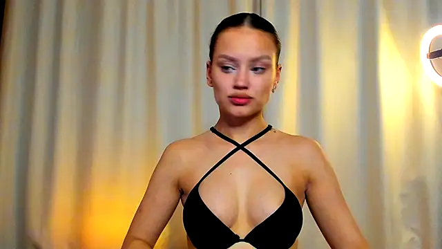 -CamillaStar- online show from 10/25/25, 09:20