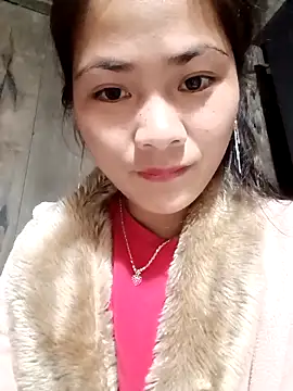 Snapshot of Lyssa-a chatting on 11/18/25, 09:30 Lyssa-a online show from 11/18/25, 09:30