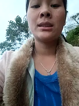 Snapshot of Lyssa-a chatting on 12/17/25, 09:26 Lyssa-a online show from 12/17/25, 09:26