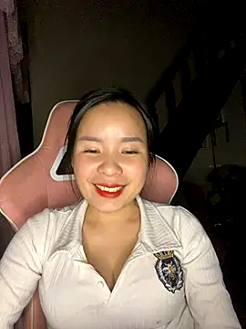 Listen-ly online show from 11/16/25, 04:34