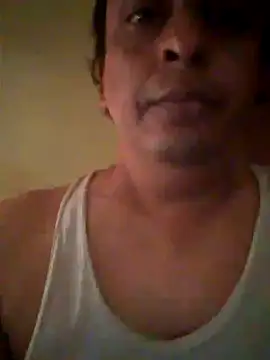 Snapshot of svk_05 chatting on 11/04/25, 05:06 svk 05 online show from 11/04/25, 05:06