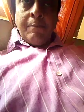 Snapshot of svk_05 chatting on 11/16/25, 04:51 svk 05 online show from 11/16/25, 04:51