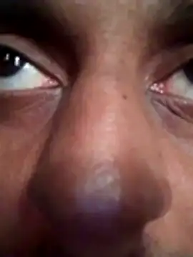 Snapshot of svk_05 chatting on 12/15/25, 08:18 svk 05 online show from 12/15/25, 08:18