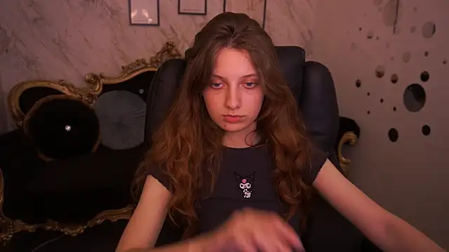 CuteeFoxy online show from 06/12/26, 12:48