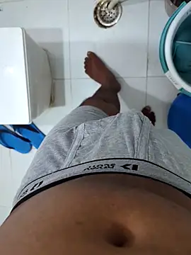 Snapshot of Akki19989 chatting on 10/16/25, 12:44 Akki19989 online show from 10/16/25, 12:44