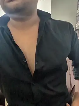 Snapshot of Akki19989 chatting on 10/16/25, 01:45 Akki19989 online show from 10/16/25, 01:45