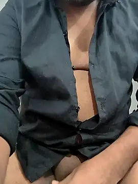 Snapshot of Akki19989 chatting on 10/18/25, 08:09 Akki19989 online show from 10/18/25, 08:09