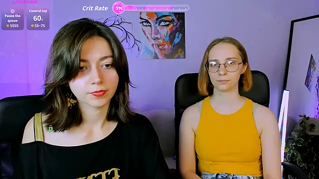 Snapshot of evalora_vei chatting on 10/19/25, 12:17 evalora vei online show from 10/19/25, 12:17