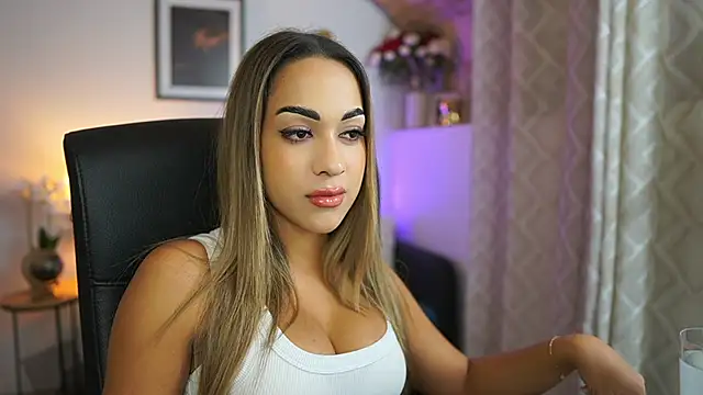 lanii4uxxx online show from 10/26/25, 02:01