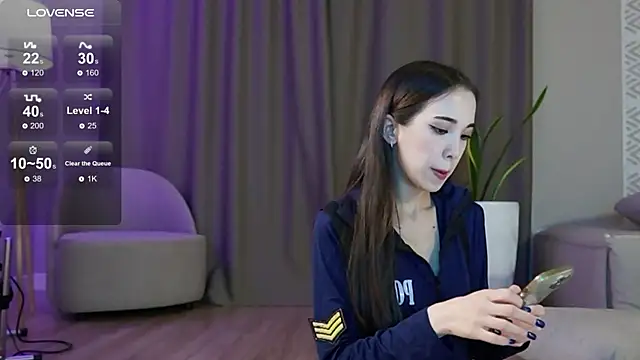 Snapshot of imaginasian_ chatting on 12/05/25, 04:32 imaginasian online show from 12/05/25, 04:32