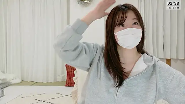 rei-chan online show from 12/15/25, 05:39