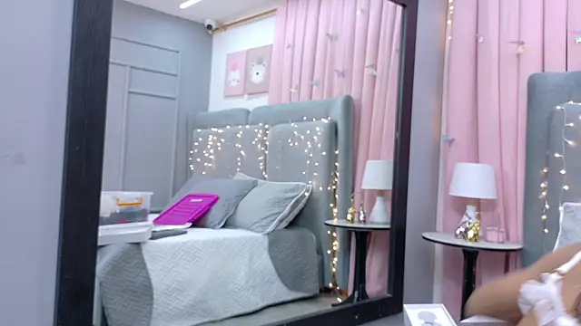 NaughtyHally  online show from 05/23/26, 04:39