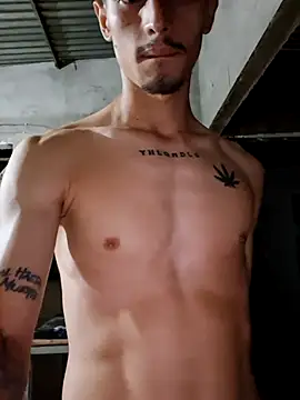 Snapshot of Luciferinthestreet chatting on 10/22/25, 02:01 Luciferinthestreet online show from 10/22/25, 02:01