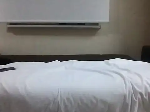 dicsucerboy77 online show from 11/08/25, 11:03