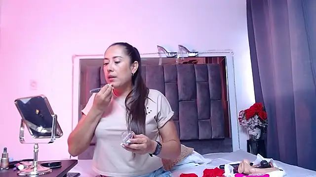 Salmma Milf online show from 04/30/26, 11:27