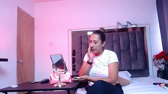 Salmma Milf online show from 05/11/26, 11:38