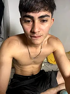 Snapshot of Myke_hotxxx chatting on 10/19/25, 12:55 Myke hotxxx online show from 10/19/25, 12:55