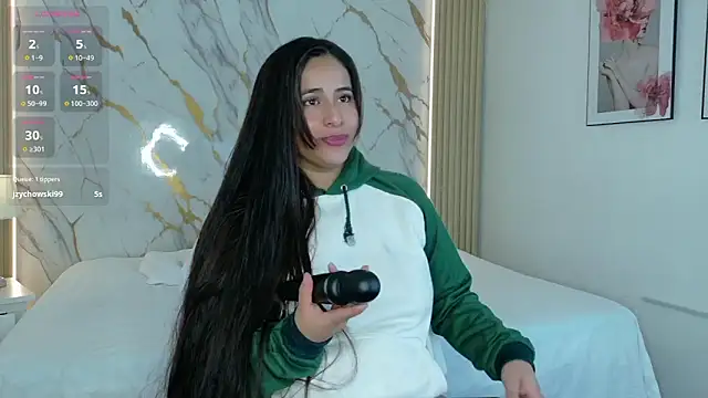 zoe longhair online show from 05/04/26, 08:16