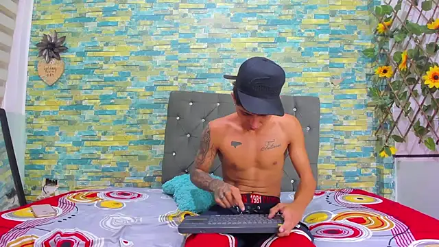 hard sexual madness  online show from 10/25/25, 12:23