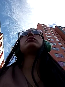 Arianaa Toro online show from 11/13/25, 12:48