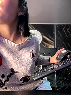 Arianaa Toro online show from 11/20/25, 01:33