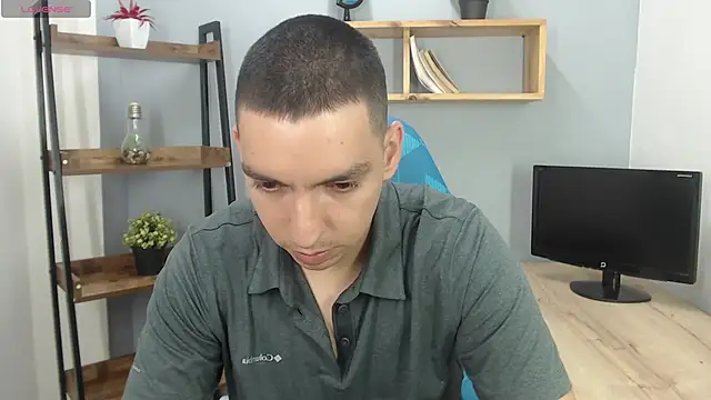 Axel Stones  online show from 10/20/25, 01:44