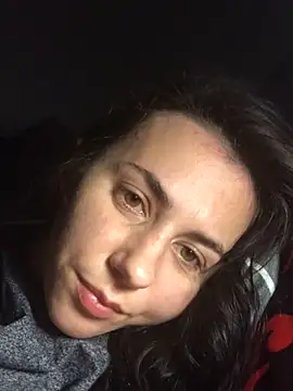 oliviya mur online show from 10/30/25, 12:12