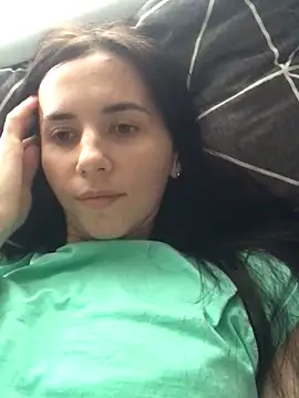 oliviya mur online show from 11/10/25, 07:40