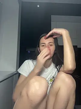 oliviya mur online show from 11/24/25, 09:47