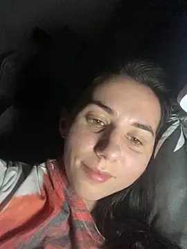 oliviya mur online show from 11/28/25, 12:35