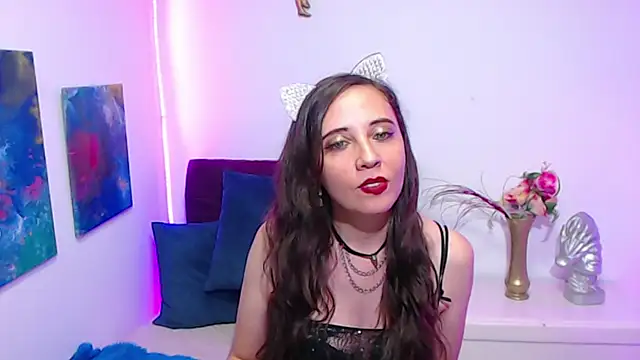 Snapshot of SolSmithh chatting on 10/31/25, 11:39 SolSmithh online show from 10/31/25, 11:39